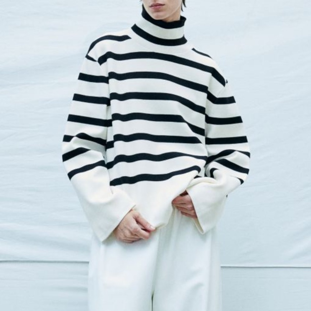 HM Striped Mock Turtleneck Sweater (S)